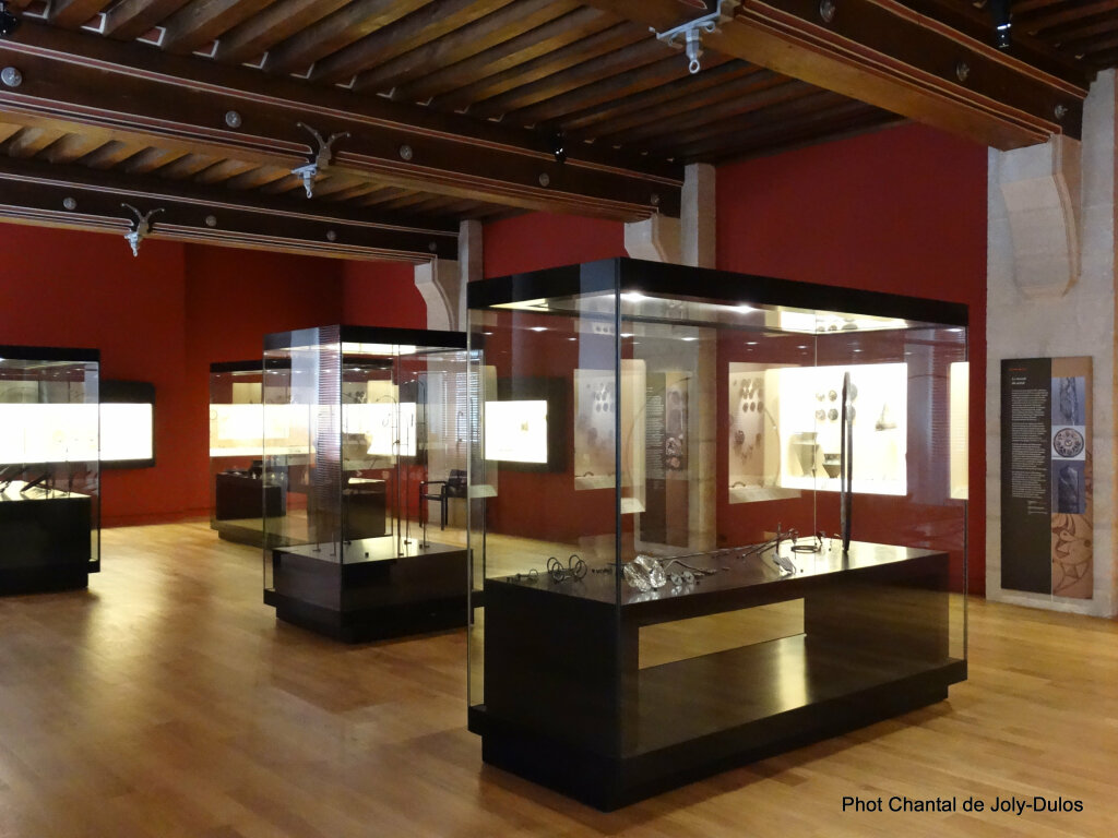 Vue des collections permanentes - Musée national d'archéologie, Saint Germain en Laye (27)