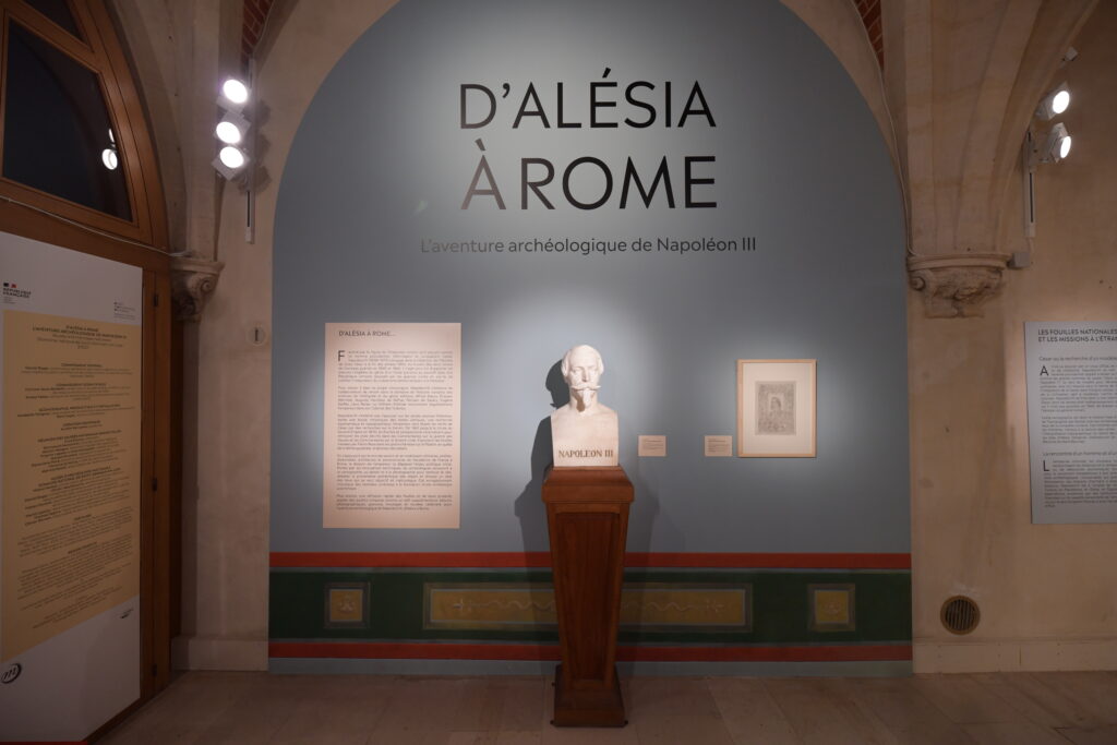 Vue de l'exposition d'Alésia à Rome au Musée d'Archéologie Nationale