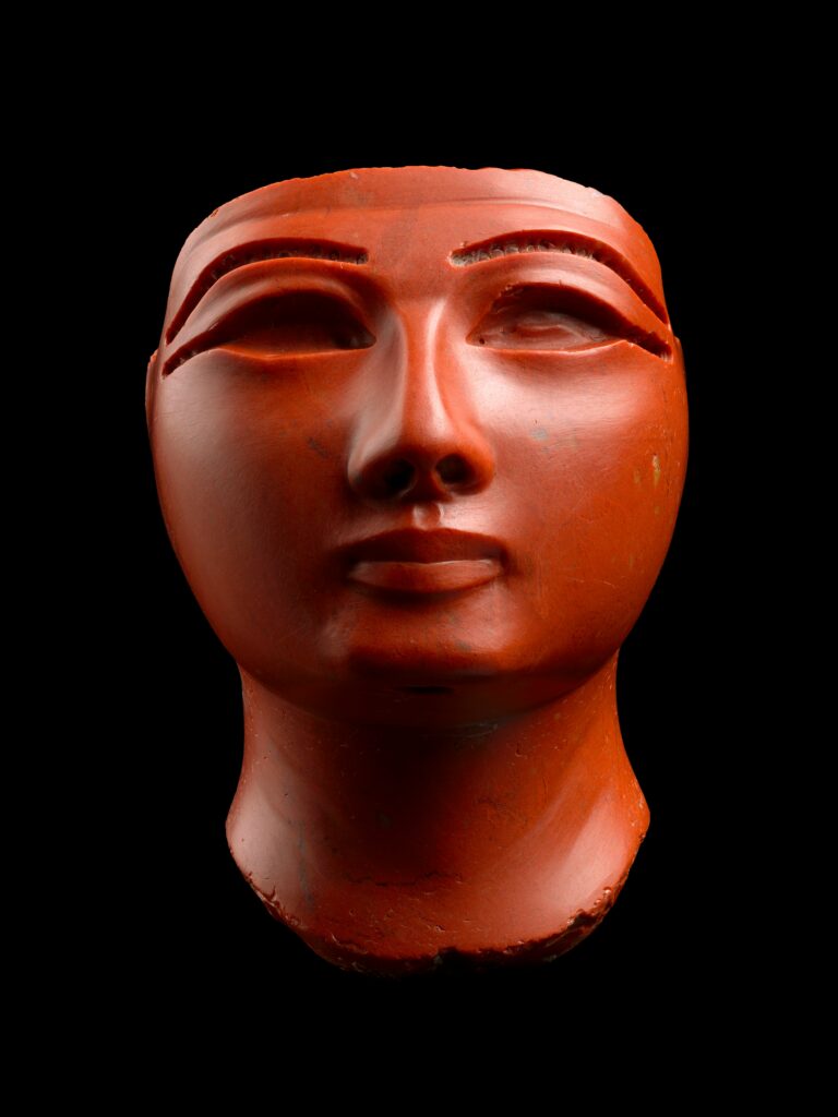 Tête d'une figure royale, Egypte, 1475-1292 av. J.-C.
