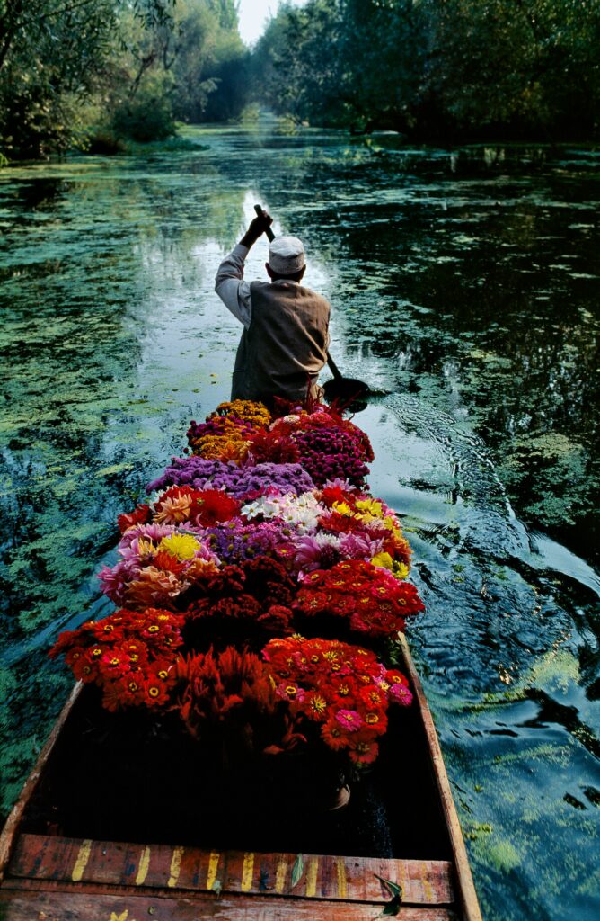 Srinagar, Kashmir, 1996, Steve McCurry