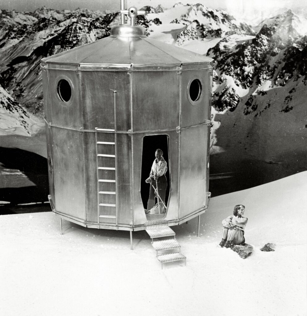 Charlotte Perriand et Pierre Jeanneret, Refuge Tonneau, 1938