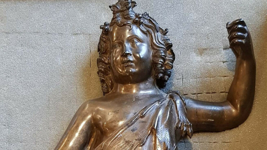 Statue en bronze représentant Bacchus enfant, Ier siècle