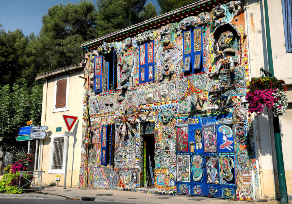 La facade de la maison de Danielle Jacqui à Roquevaire