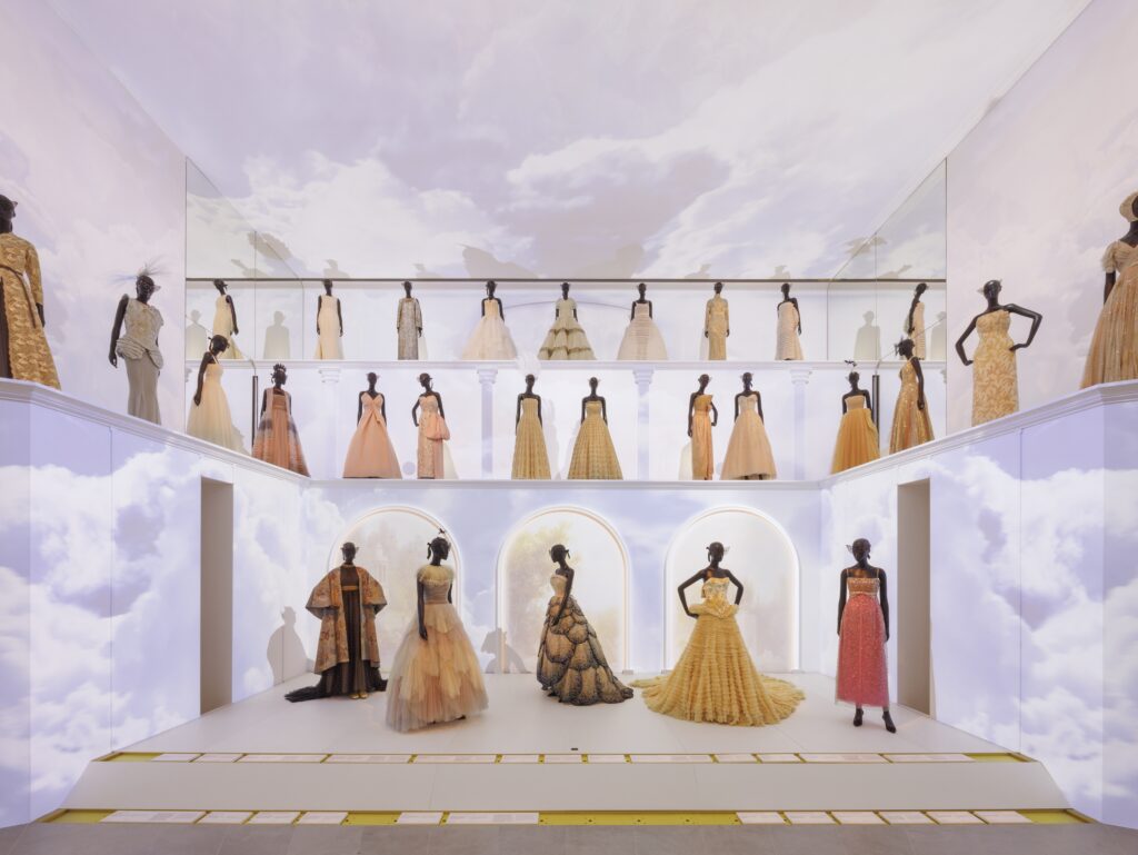 Galerie Dior, The Dior Ball