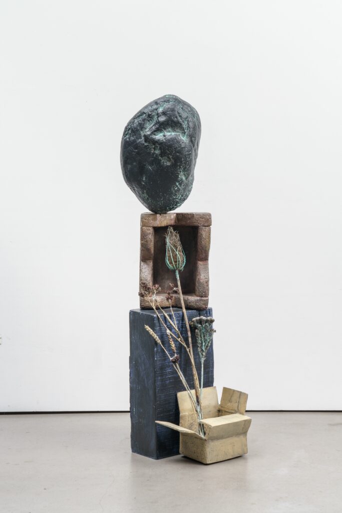 Tatiana Trouvé, Notes on sculpture, 2021