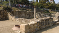 Oppidum d'Ensérune, quartier du flanc nord, maison à la colonne