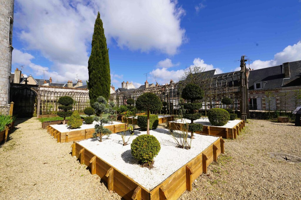 Jardin suspendu du Château de Beaugency