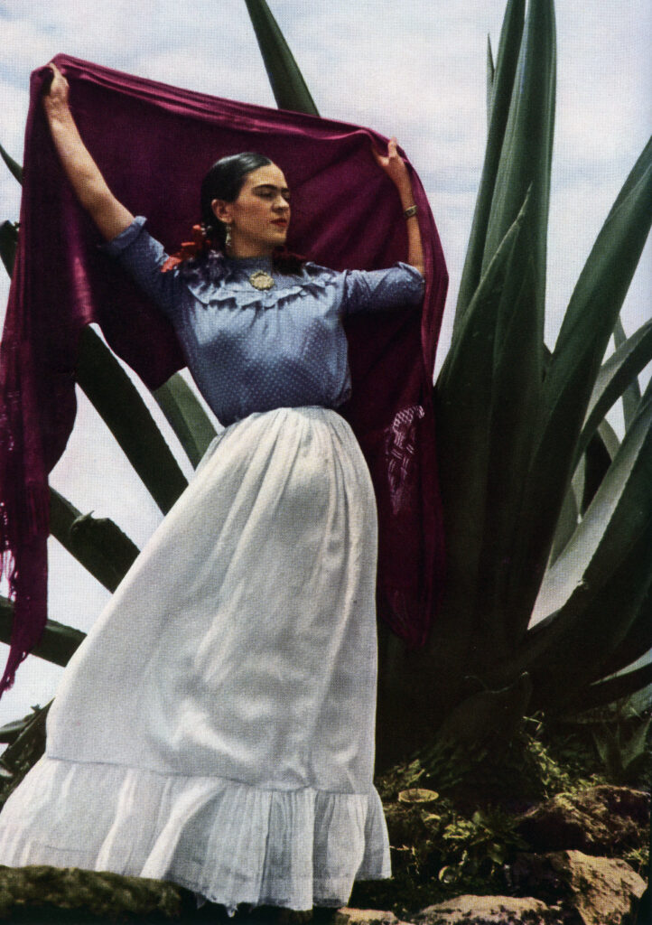 Frida Kahlo par Toni Frissell, Vogue US 1937