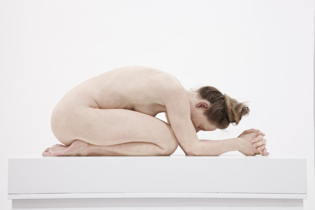 Untitled (Kneeling Woman), Sam Jinks, 2015