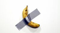 news-maurizio-cattelan-banane-corée-séoul-mangé