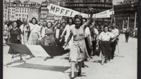 Exposition - Photographe et résistante - Mémorial de la Shoah - Manifestation de la liberté, après la libération de la ville de Marseille - 1944