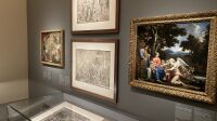Visuel in situ de l'exposition Les Trésors de Notre-Dame au Musée du Louvre à Paris (62)