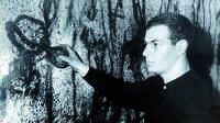 exposition- zloty- galerie mathgoth-Portrait de Gérard Zlotykamien à la poire (1963)_ archives Éliane et Gérard Zlotykamien_courtesy galerie Mathgoth