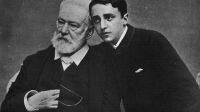 Autin, Capelle. Victor Hugo et son petit-fils Georges Hugo, dernière photographie prise en 1885. Paris, Maison de Victor Hugo.