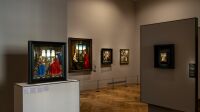 2. Vue de l'exposition Revoir Van Eyck © 2024 Musée du Louvre, Audrey Viger