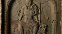 Bas-relief représentant un des quatre rois-gardiens célestesGyeongju, musée national ⓒ Musée national de Gyeongju