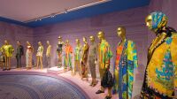 Vue de l'exposition Gianni Versace Retrospective 4. ©Siese Veenstra