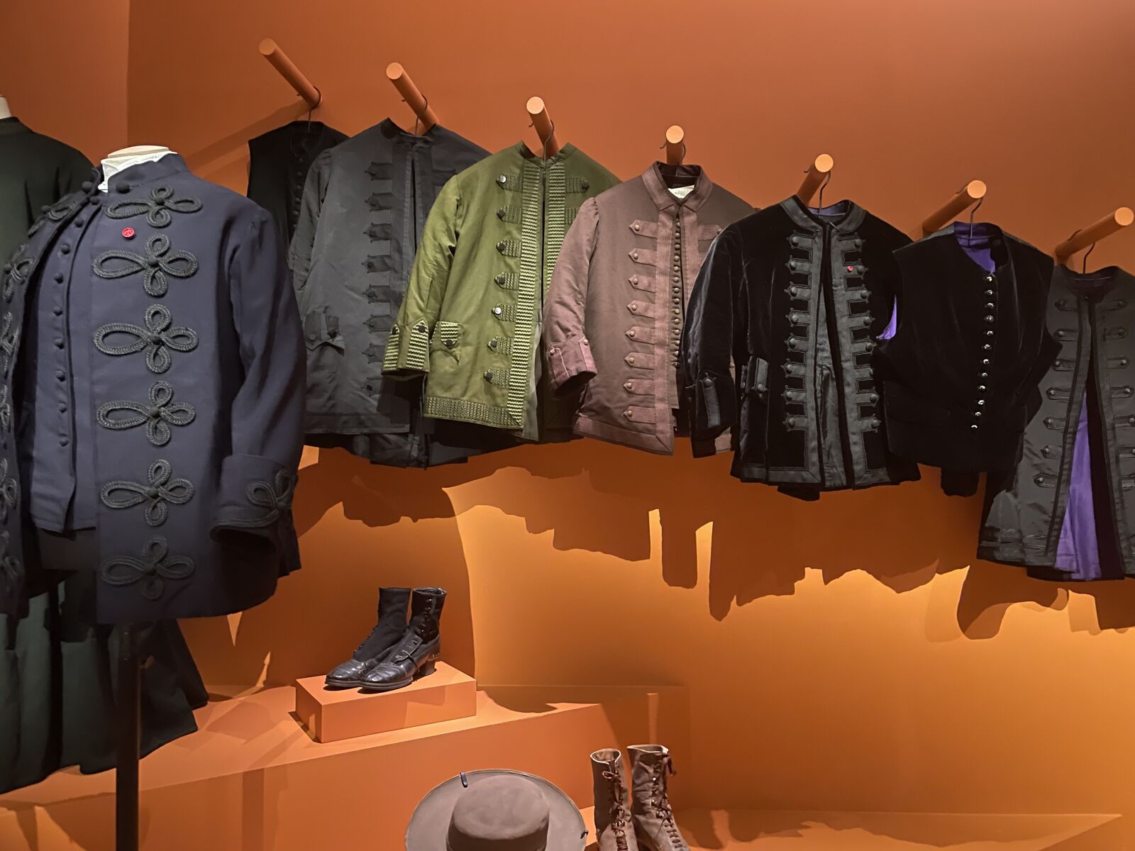 UN VESTIAIRE À SOI AU PALAIS GALLIERA
