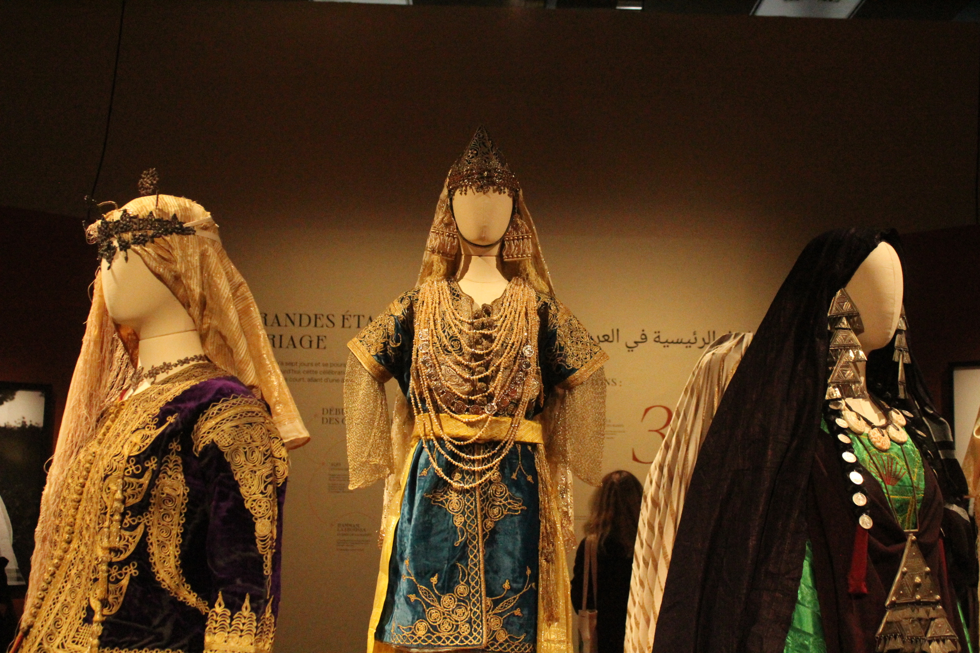 Exposition Vive la mariée ! à l'Institut du monde arabe
