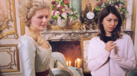 Sofia Coppola et Kirsten Dunst pendant le tournage de Marie-Antoinette © Andrew Durham Sofia Coppola et Kirsten Dunst pendant le tournage de Marie-Antoinette © Andrew Durham
