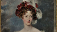 Marie Caroline de Bourbon-Sicile, duchesse de Berry (1798-1870) vêtue d'une robe de satin blanc, elle tient un face-à-main en or de sa main gauchevêtue d'une robe de satin blanc, elle tient un face-à-main en or de sa main gauche,, 18250000, ,, , ,Nous contacter pour la publicité,,,
