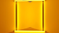 Dan Flavin, untitled (to Christina and Bruno), 1966-71. Lumière fluorescente jaune, 244 x 244 cm, édition 2/5 Exposition Dan Flavin European Couples, Gagosian Le Bourget