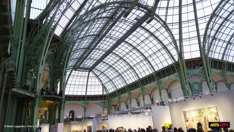 Art Basel Paris sous la verrière Art Basel Paris sous la verrière