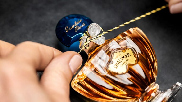 Nouage du flacon Shalimar, Guerlain, Journées Particulières LVMH 2026